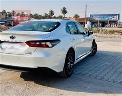 تۆیۆتا کامری